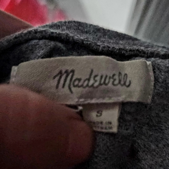 Madewell • Embroidered Squares U-Neck Short Sleeve Tee Women’s Size Small S EUC - Picture 8 of 10